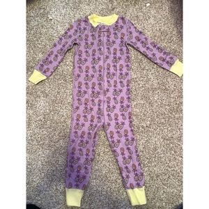 Hannah Anderson pineapple pjs size 3